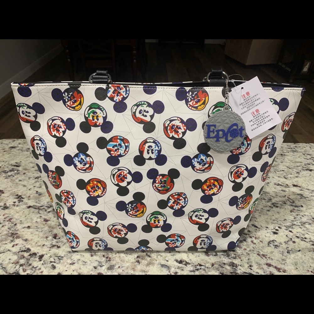 NWT Mickey Epcot World Showcase tote